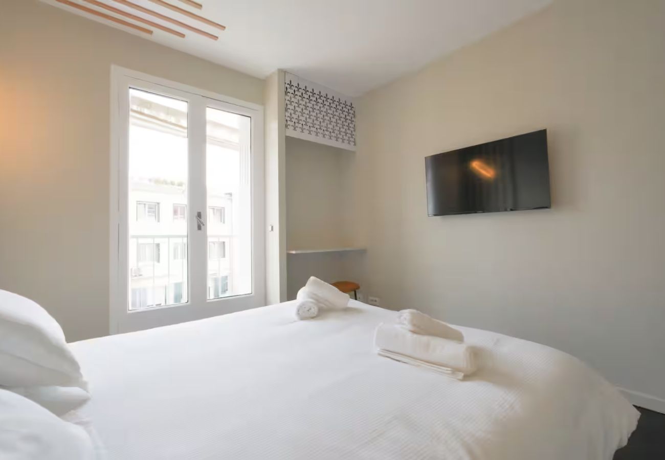 Appartement à Cannes - 16329012	LIONS Loft Forville Market Old Port Beach