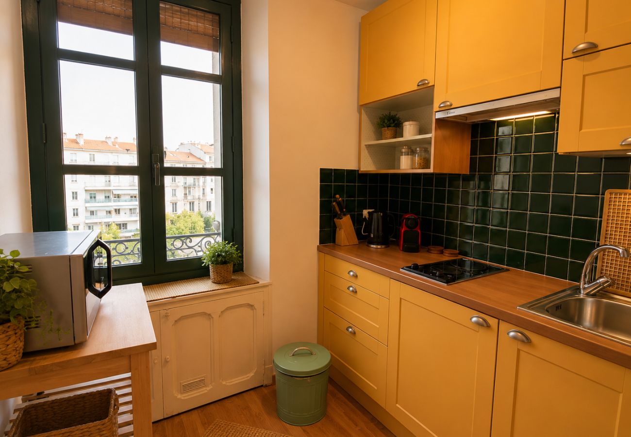Appartement à Cannes - 16654709	LIONS Cannes Central Hub - Walk to Palais