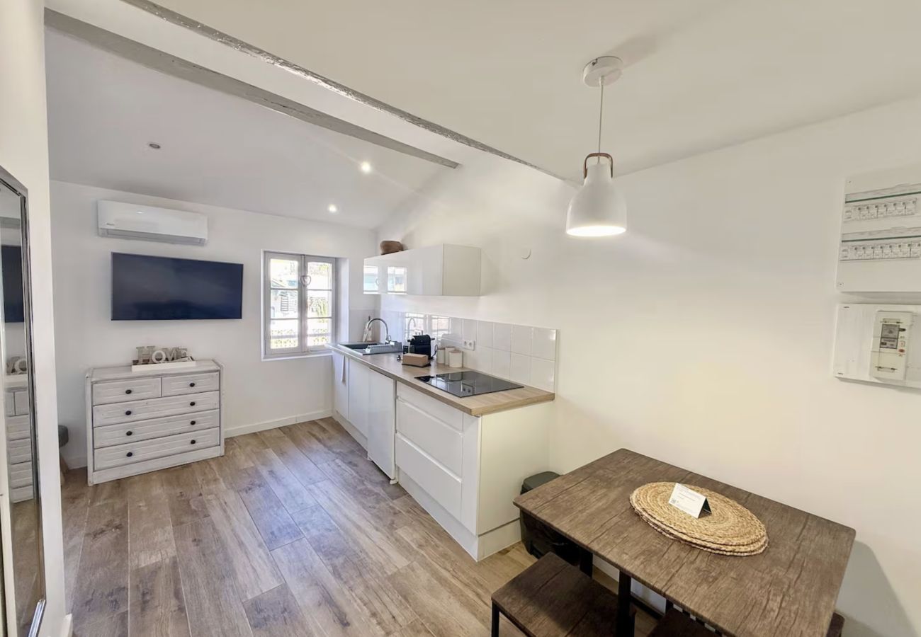 Appartement à Cannes - 16656529	SPECIAL LIONS Beautiful apartment in Suqu