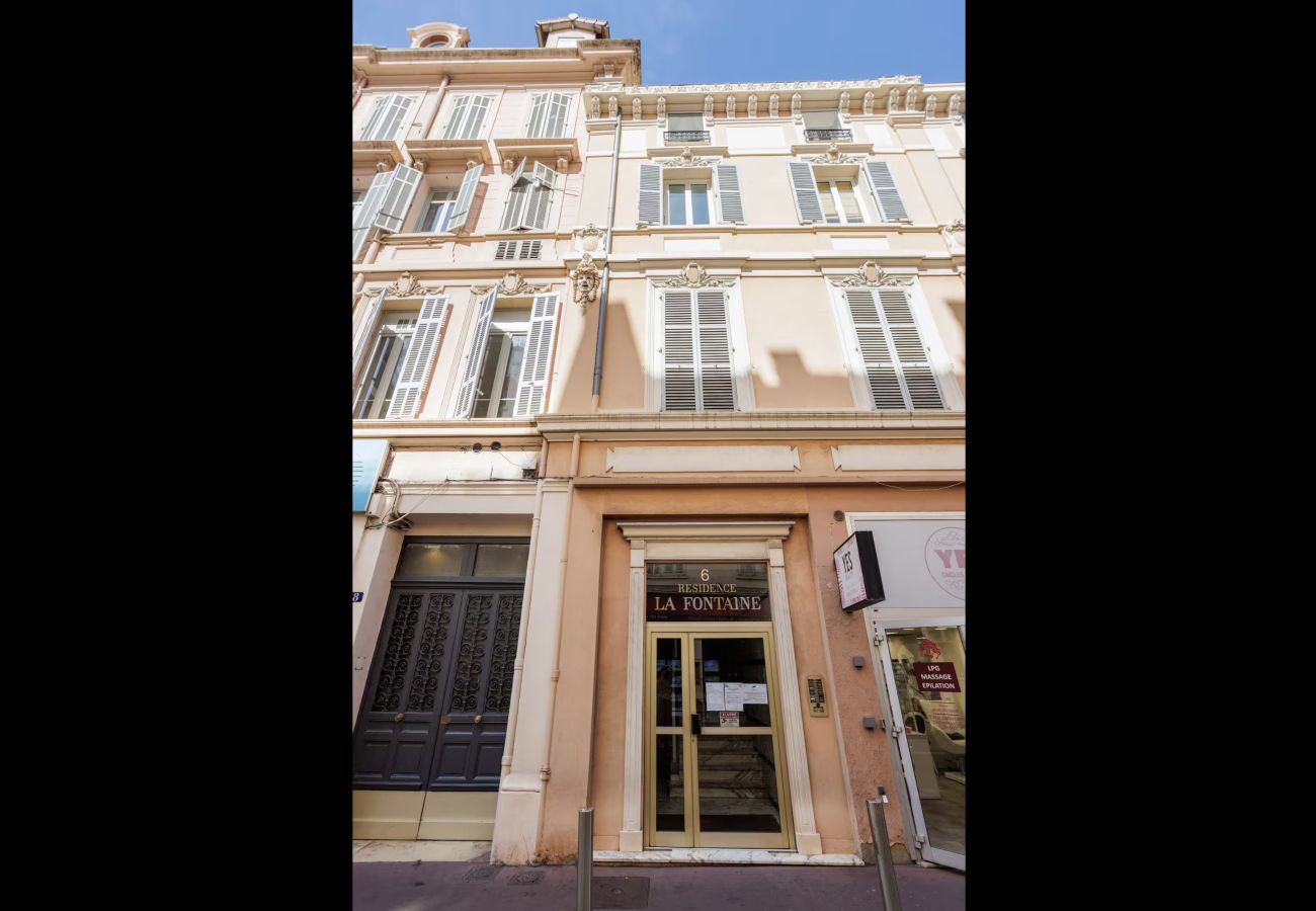 Appartement à Cannes - 16656684	SPECIAL LIONS Rue Lafontaine