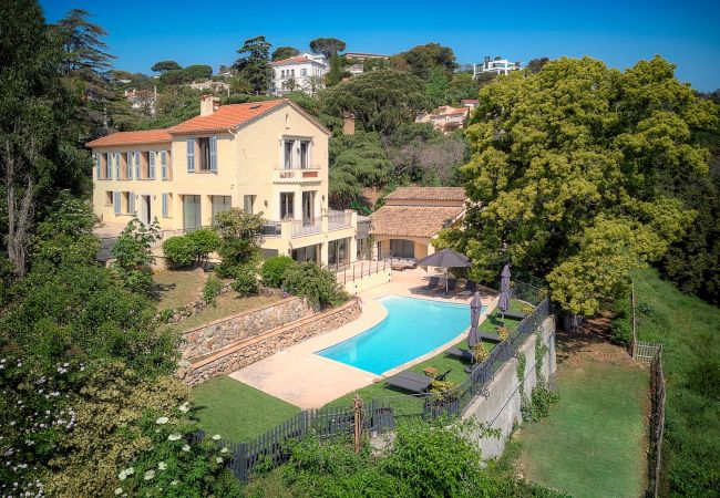 Villa à Cannes - FRGK Villa Mathis Cannes - Luxury, Sea View & Pool