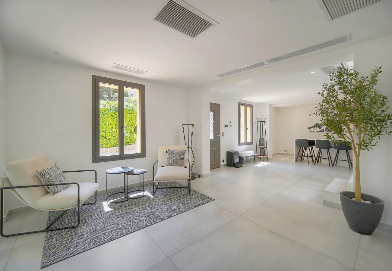 Villa à Cannes - FRGK Villa Mathis Cannes - Luxury, Sea View & Pool