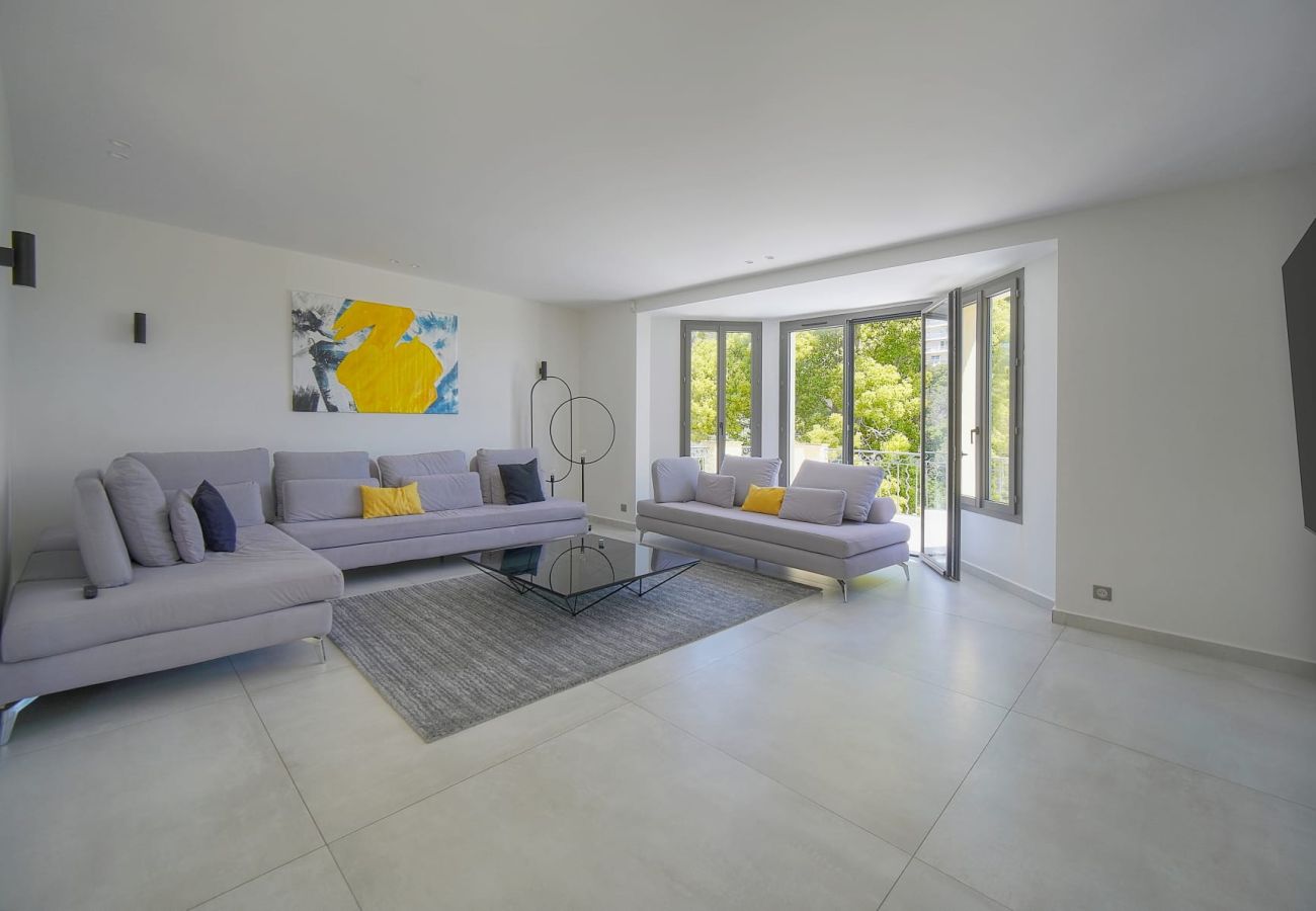 Villa à Cannes - FRGK Villa Mathis Cannes - Luxury, Sea View & Pool