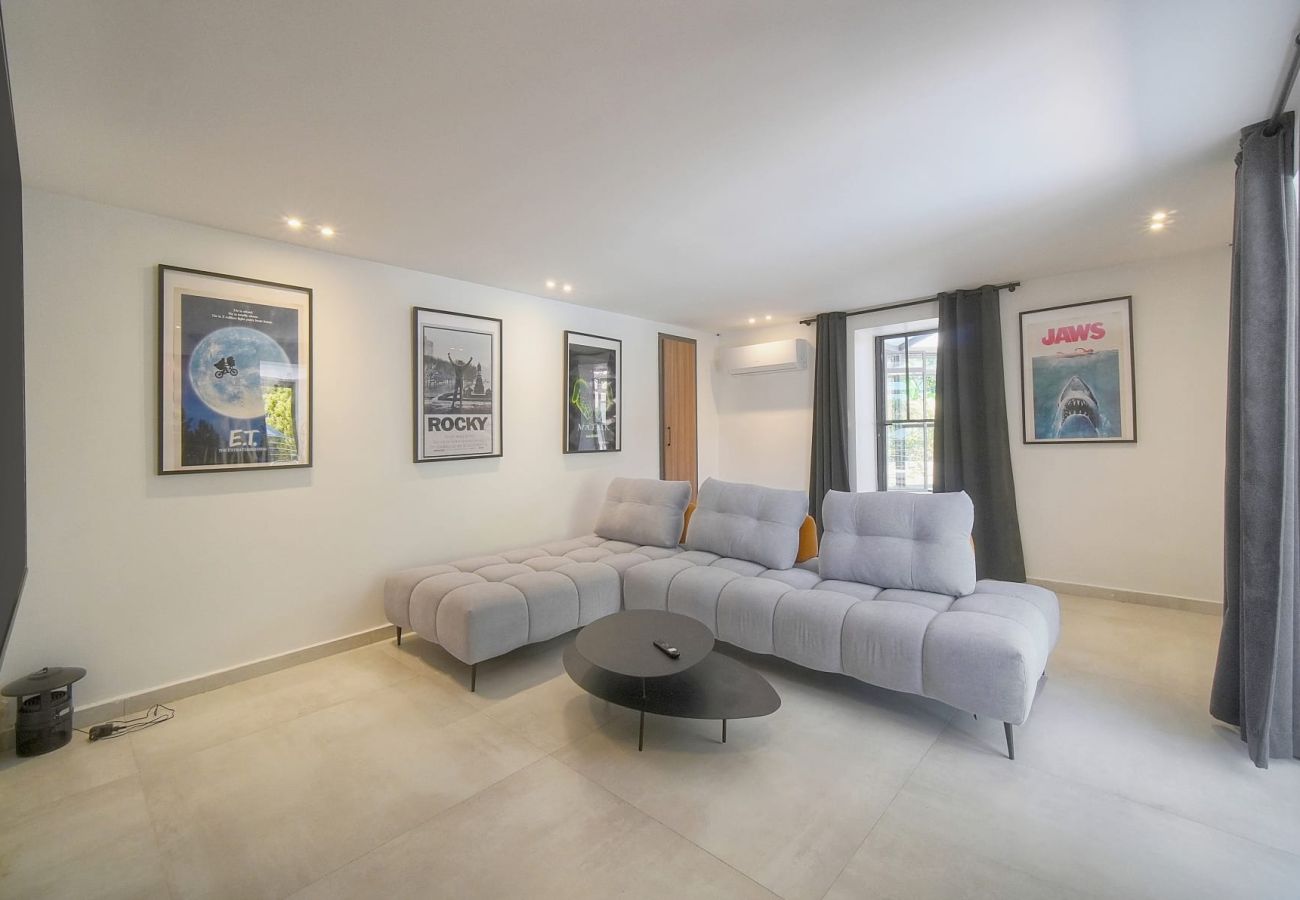 Villa à Cannes - FRGK Villa Mathis Cannes - Luxury, Sea View & Pool