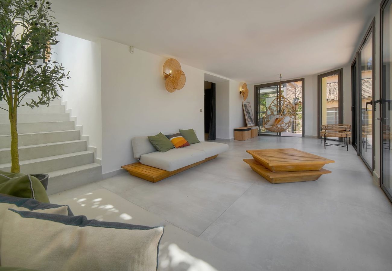 Villa à Cannes - FRGK Villa Mathis Cannes - Luxury, Sea View & Pool