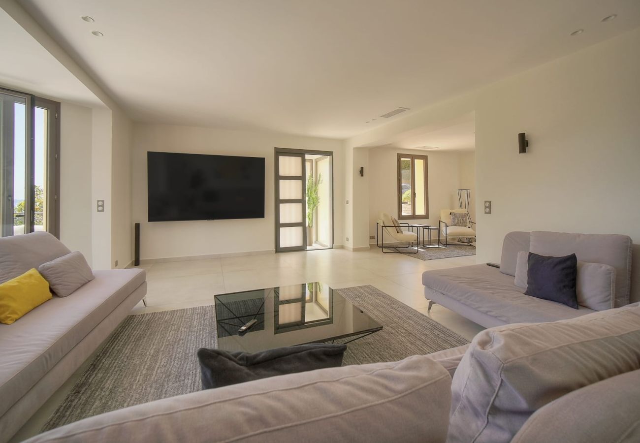 Villa à Cannes - FRGK Villa Mathis Cannes - Luxury, Sea View & Pool