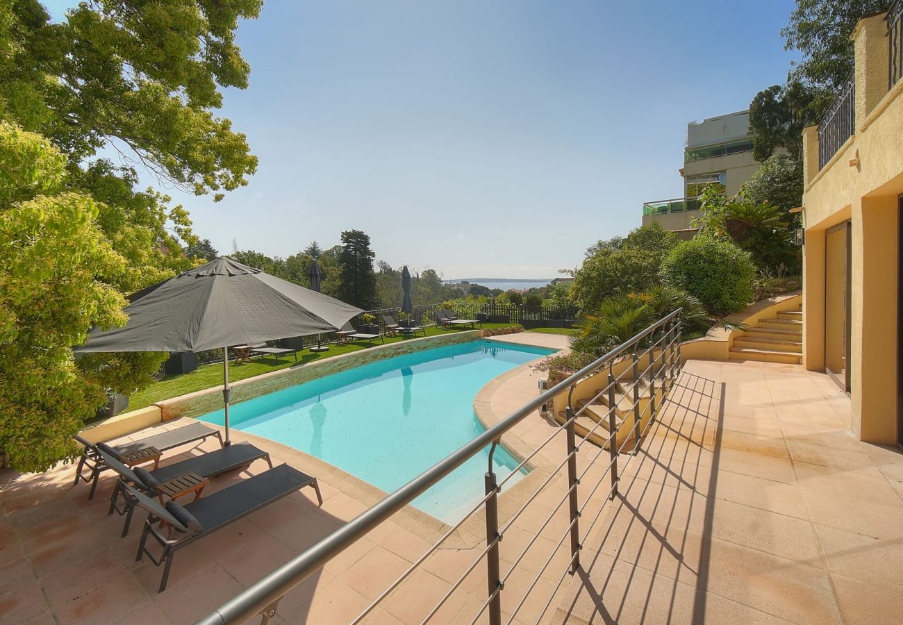 Villa à Cannes - FRGK Villa Mathis Cannes - Luxury, Sea View & Pool