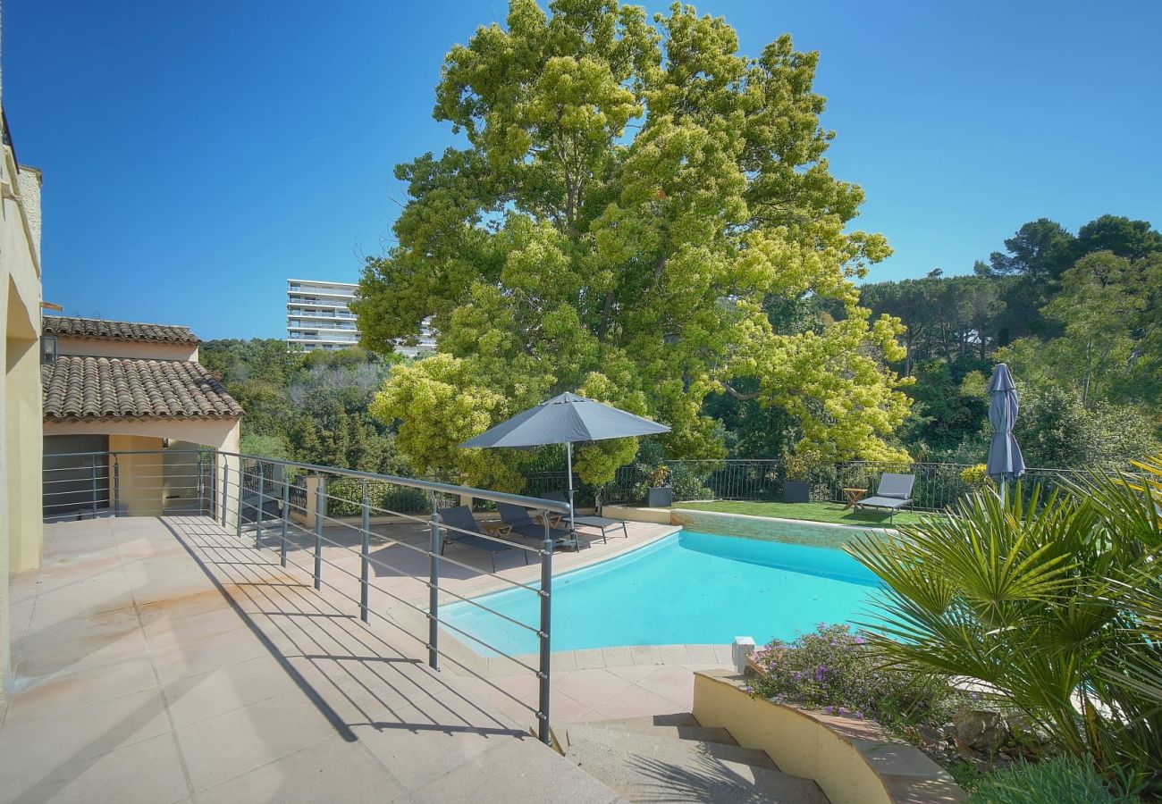 Villa à Cannes - FRGK Villa Mathis Cannes - Luxury, Sea View & Pool