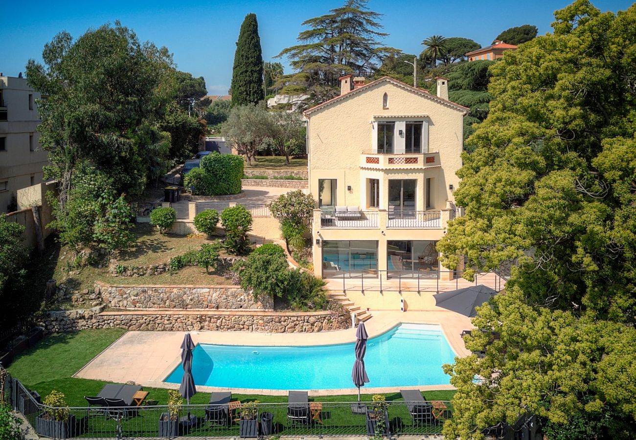 Villa à Cannes - FRGK Villa Mathis Cannes - Luxury, Sea View & Pool
