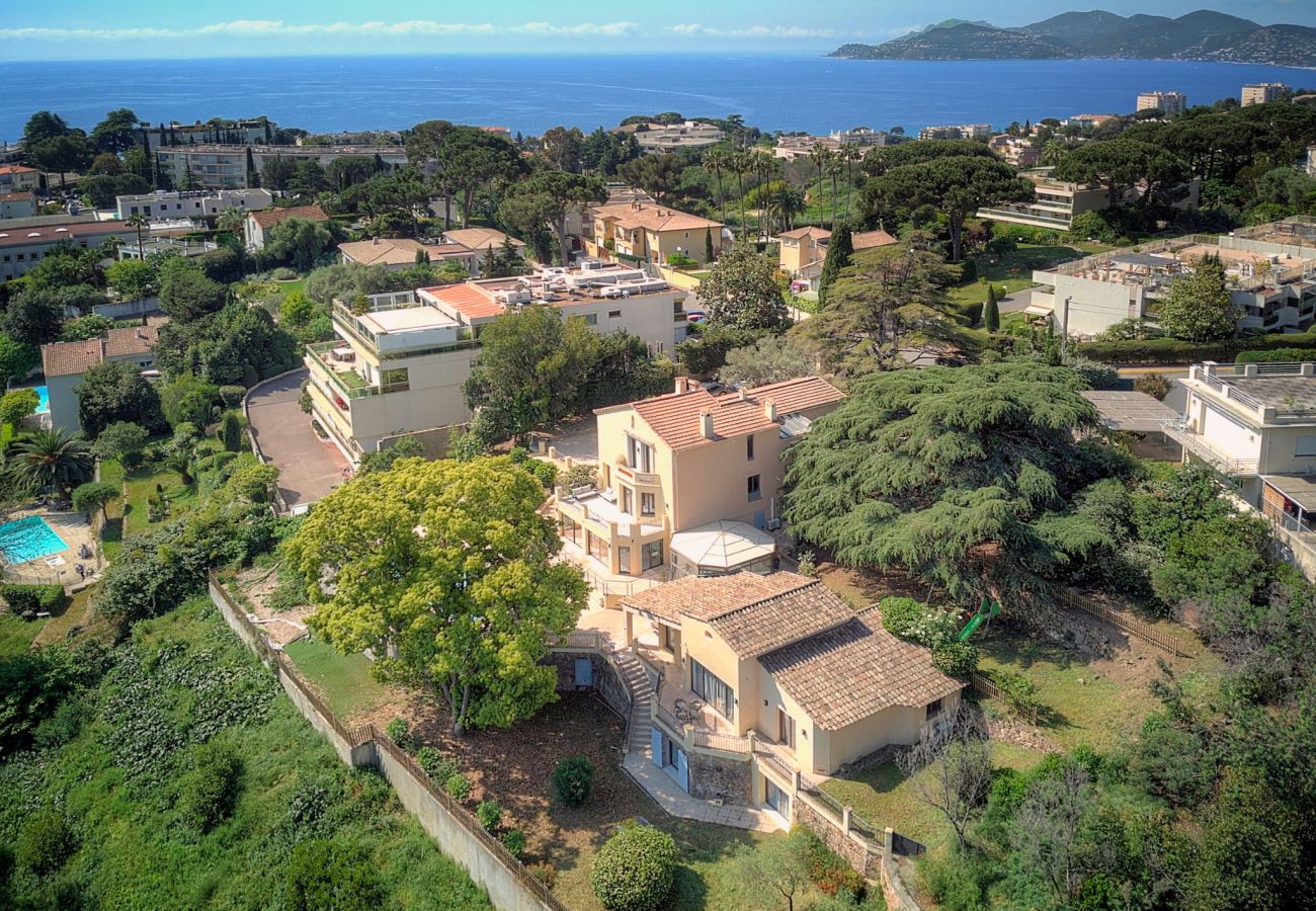 Villa à Cannes - FRGK Villa Mathis Cannes - Luxury, Sea View & Pool