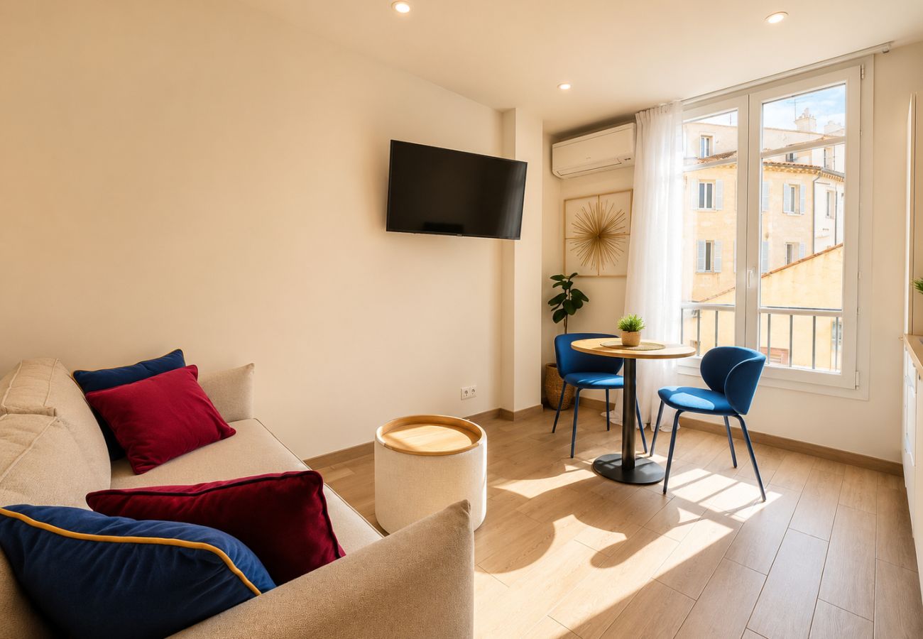 Appartement à Cannes - 16672911	LIONS PALAIS Hoche Cannes center  