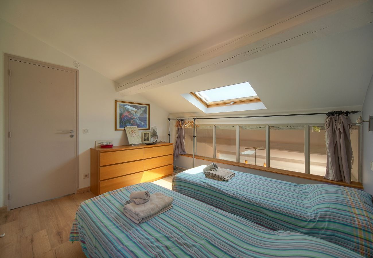 Appartement à Cannes - FRGK - DUPLEX SUQUET VUE PORT ET PALAIS - 2BR