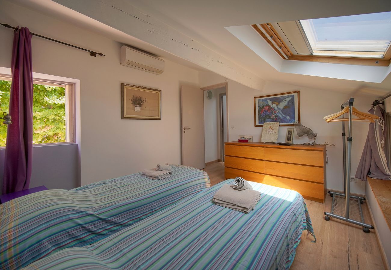 Appartement à Cannes - FRGK - DUPLEX SUQUET VUE PORT ET PALAIS - 2BR