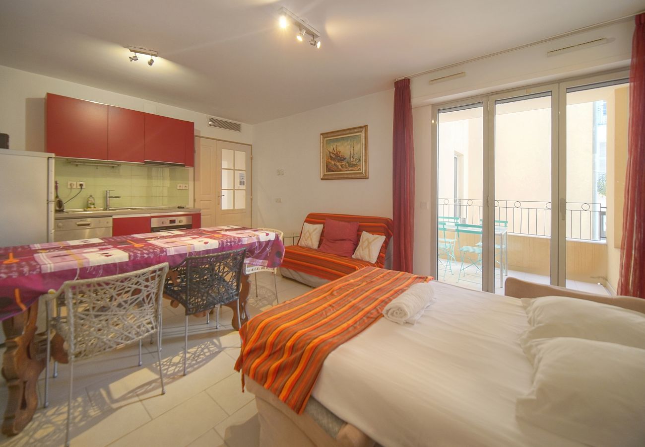 Appartement à Cannes - FRGK - 16857645 SUQUET - PORT DE CANNES 2 BDR - N7