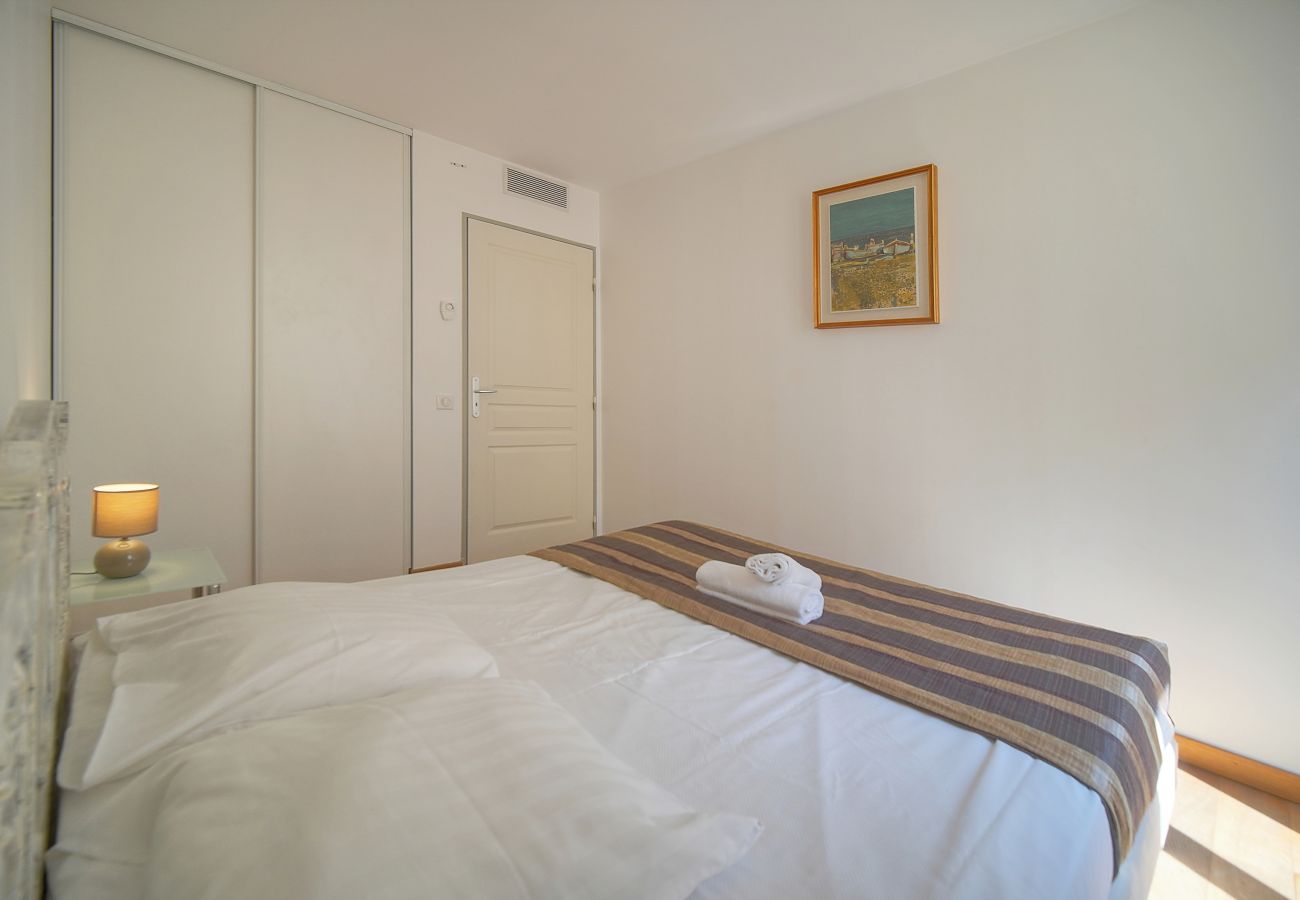 Appartement à Cannes - FRGK - 16857647 SUQUET - PORT DE CANNES 2 BDR - N6