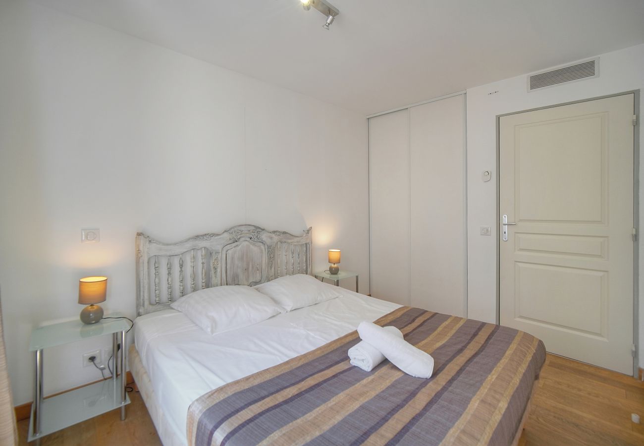 Appartement à Cannes - FRGK - 16857647 SUQUET - PORT DE CANNES 2 BDR - N6