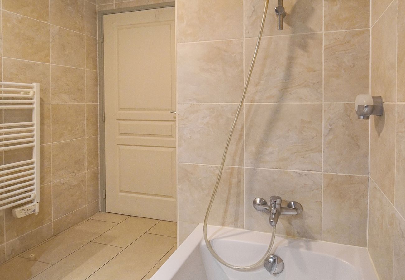 Appartement à Cannes - FRGK - 16857647 SUQUET - PORT DE CANNES 2 BDR - N6