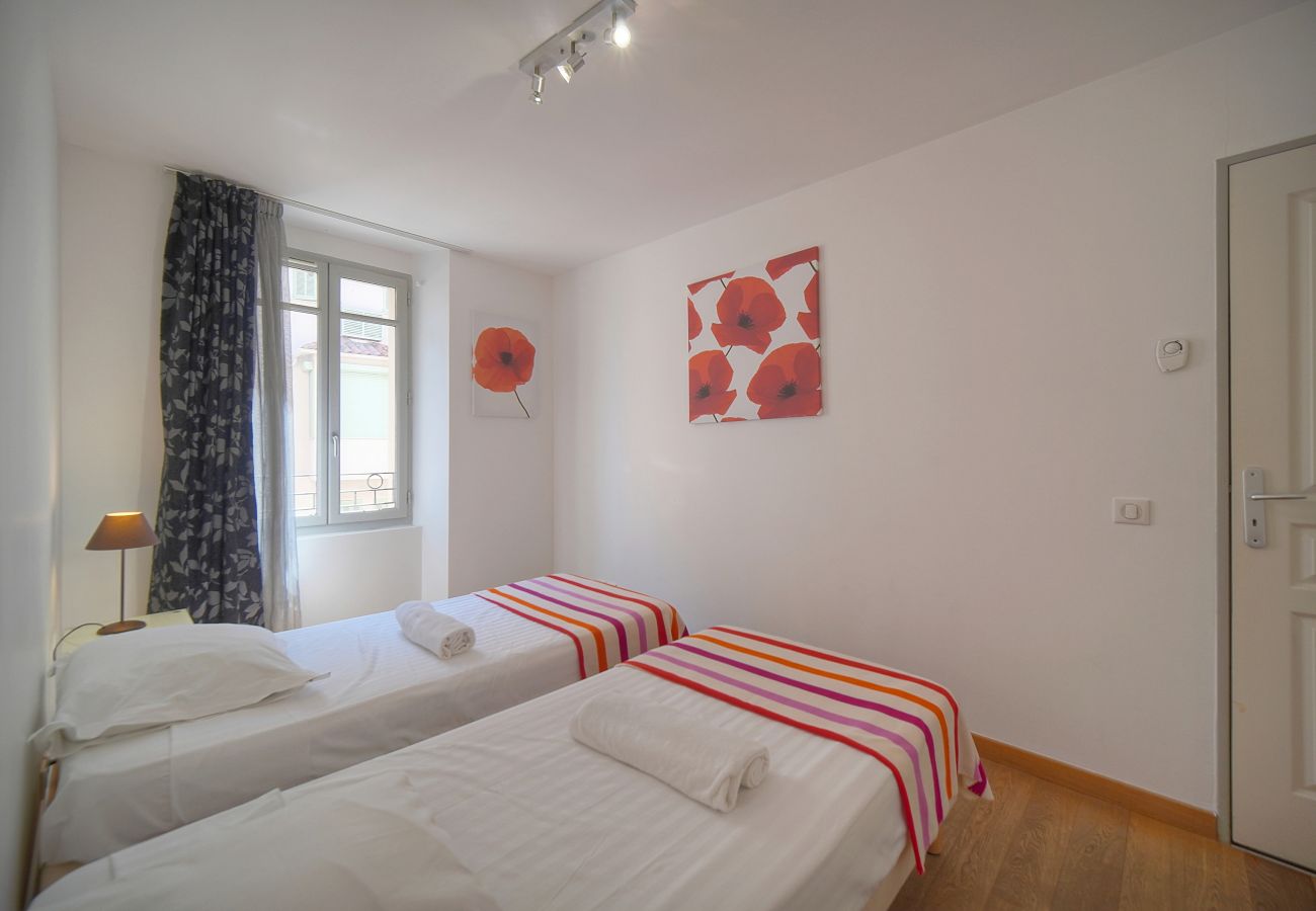Appartement à Cannes - FRGK - SUQUET - SPECIAL GROUP 4BR