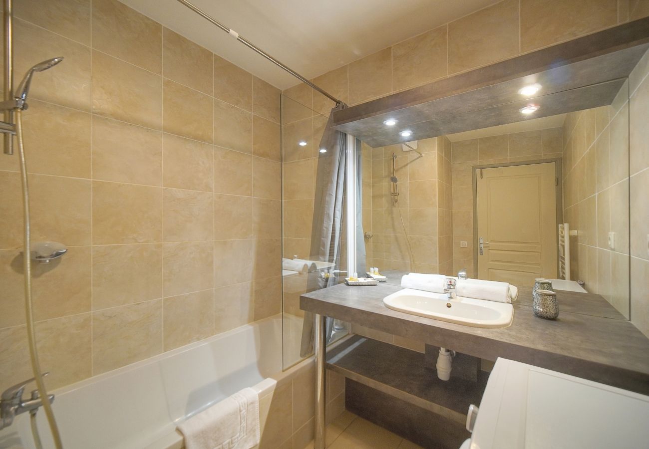 Appartement à Cannes - FRGK - SUQUET - SPECIAL GROUP 4BR