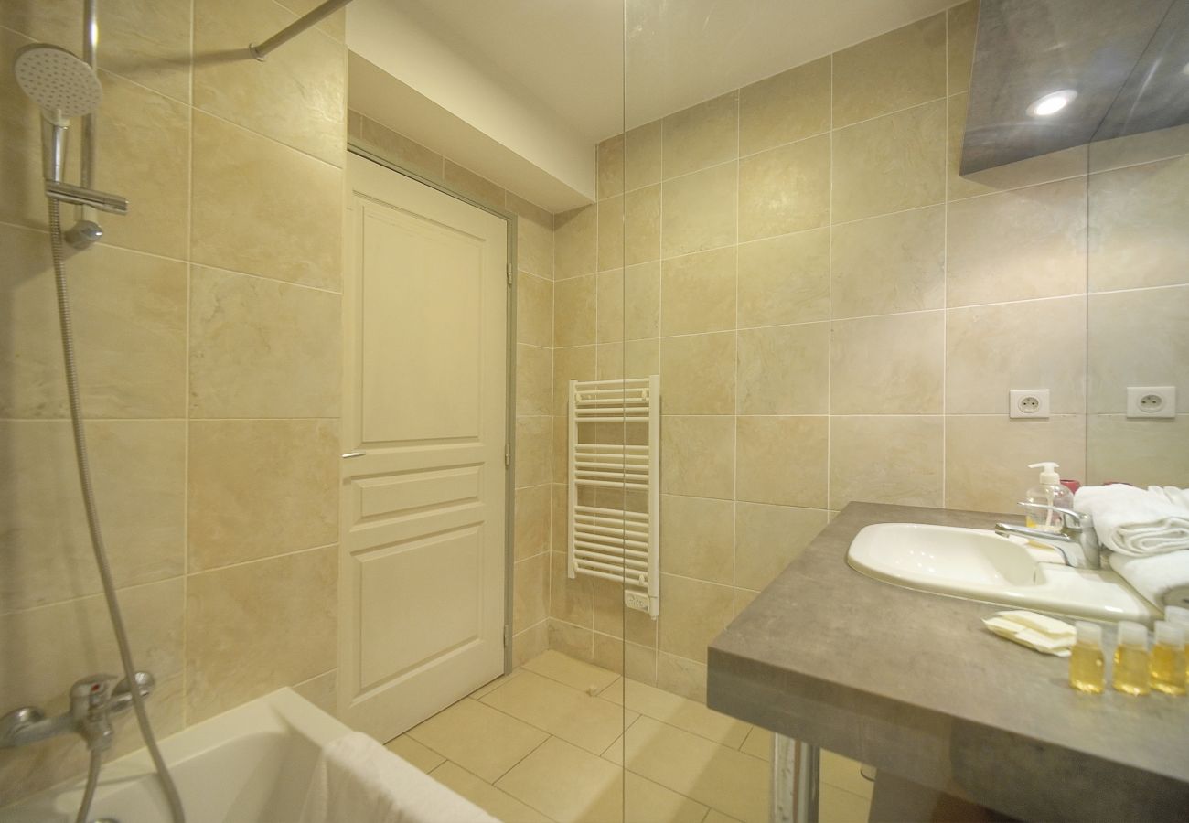 Appartement à Cannes - FRGK - SUQUET - SPECIAL GROUP 4BR