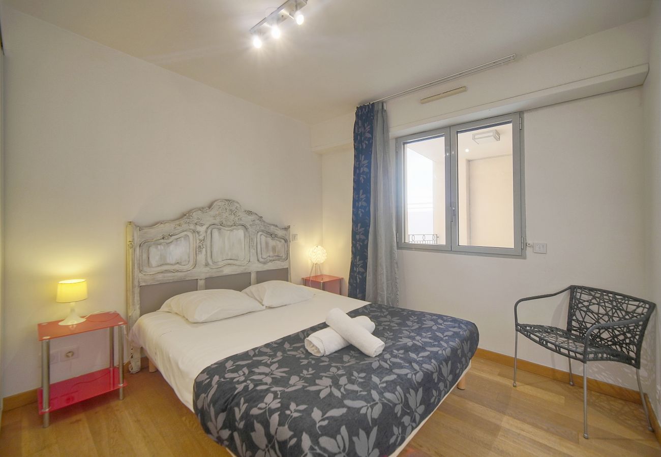 Appartement à Cannes - FRGK - SUQUET - SPECIAL GROUP 4BR