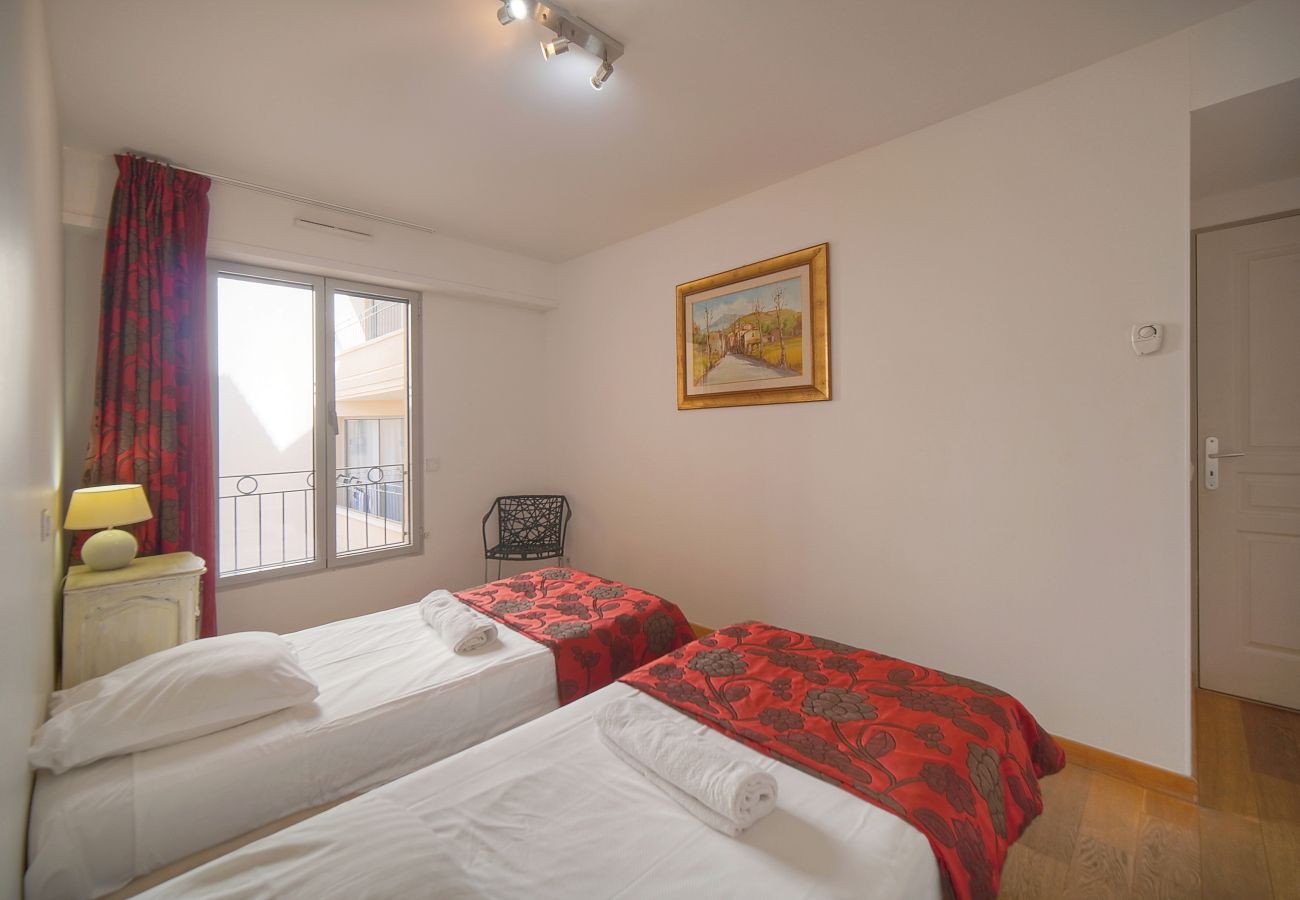 Appartement à Cannes - FRGK - SUQUET - SPECIAL GROUP 4BR
