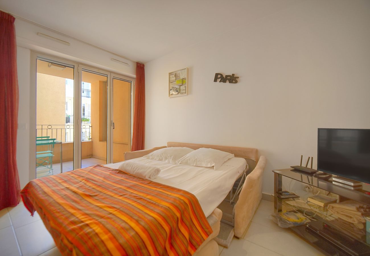 Appartement à Cannes - FRGK - SUQUET - SPECIAL GROUP 4BR