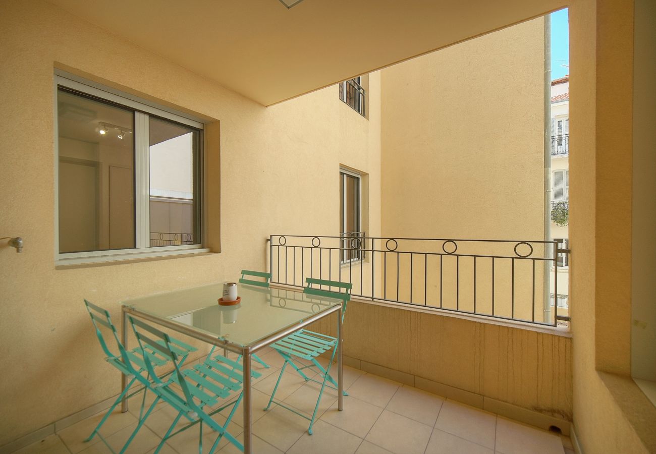 Appartement à Cannes - FRGK - SUQUET - SPECIAL GROUP 4BR