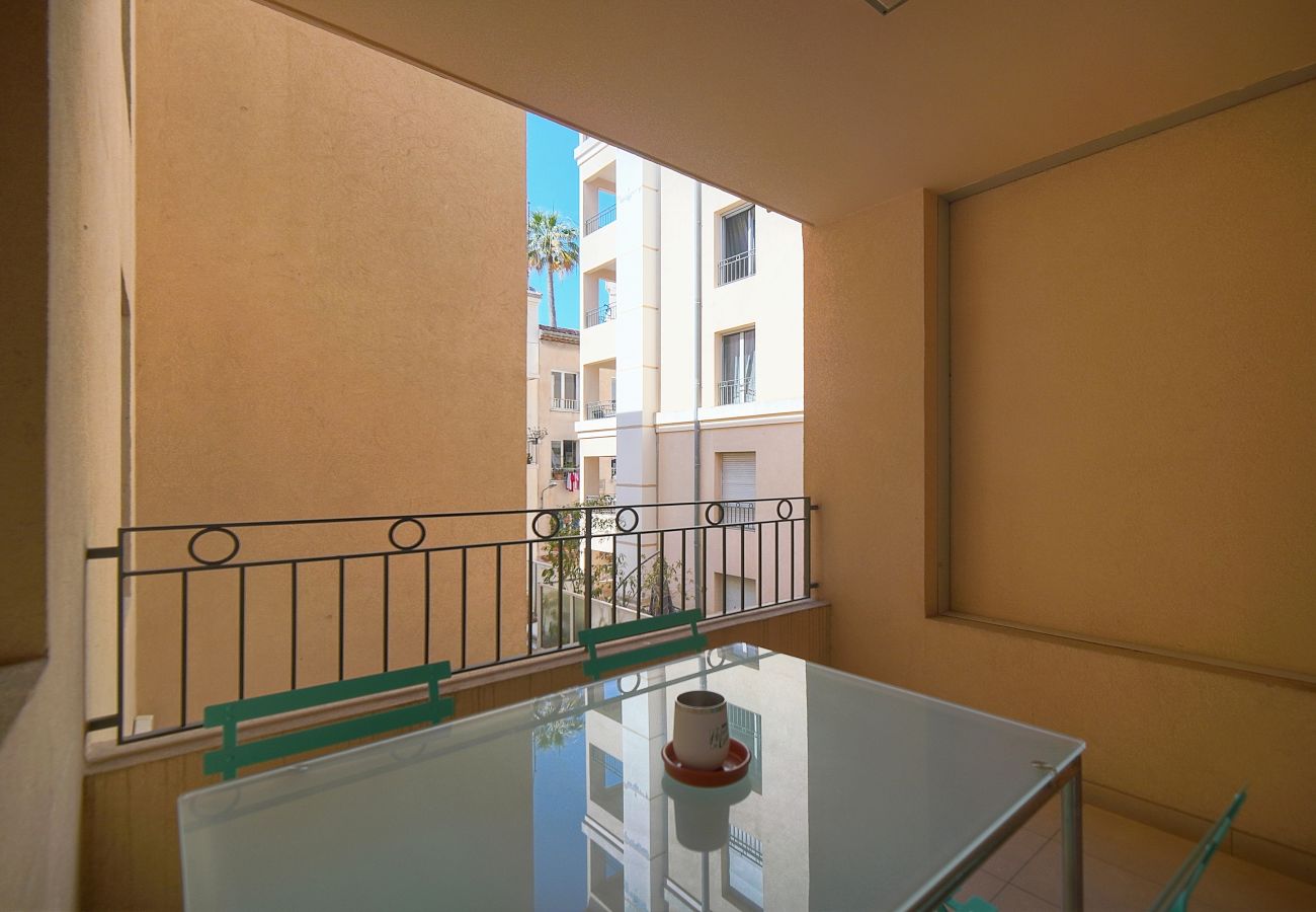 Appartement à Cannes - FRGK - SUQUET - SPECIAL GROUP 4BR