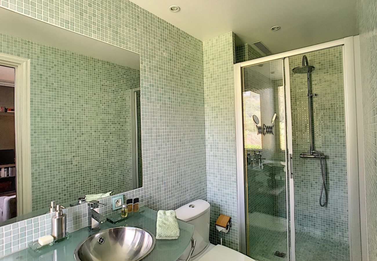Appartement à Cannes - FRGK 6446000 Semiramis Prestige vue mer & piscine