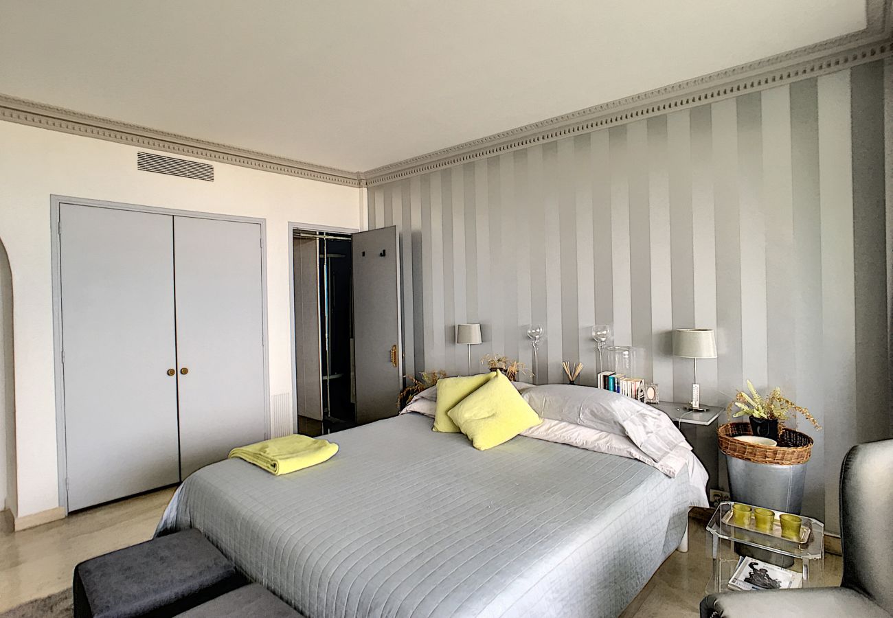 Appartement à Cannes - FRGK 6446000 Semiramis Prestige vue mer & piscine