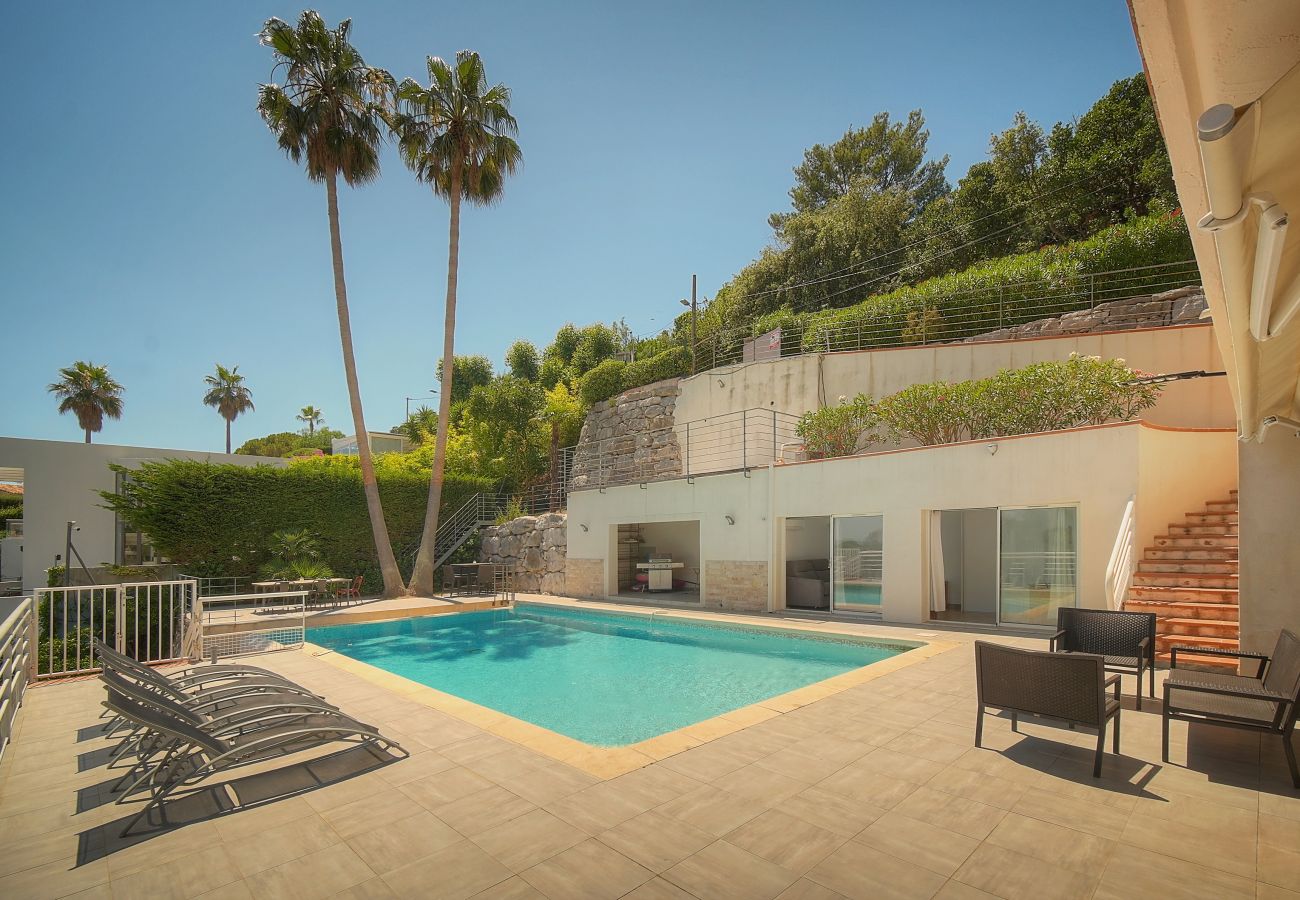 Villa à Vallauris - FRGK Villa luxueuse vue mer- aube