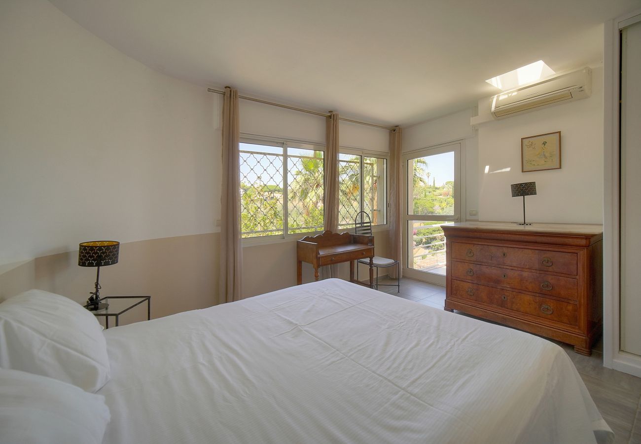 Villa à Vallauris - FRGK Villa luxueuse vue mer- aube