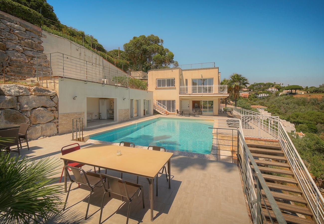 Villa à Vallauris - FRGK Villa luxueuse vue mer- aube